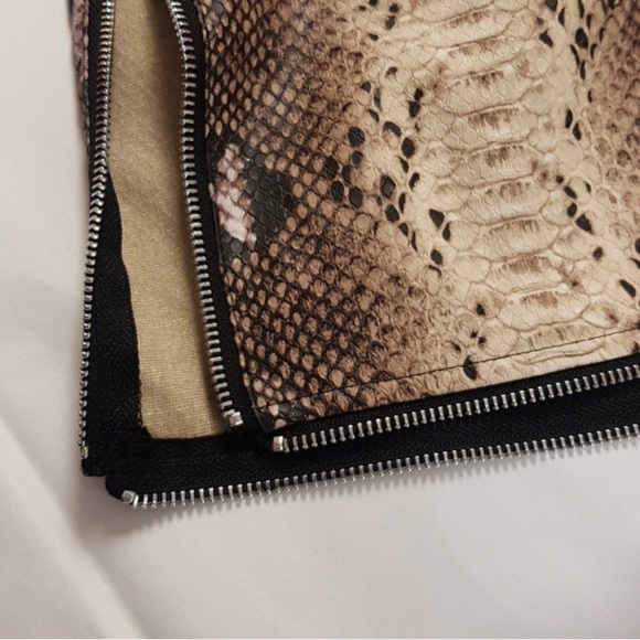 I.AM.GIA leather snakeskin skirt NWT - Picture 6 of 7